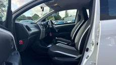 Toyota Aygo 1.0 VVT-i X-Play 5dr Petrol Hatchback